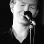 Jim Carroll at Y-Not II, Milwaukee, WI 5/7/1999 - Photo by Doug Krimmer
