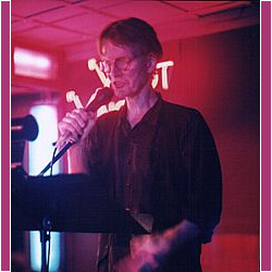 Jim Carroll at Y-Not II, Milwaukee, WI 5/7/1999 - Photo by Doug Krimmer